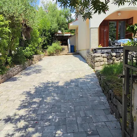 43943 - Zeljko 크리크베니카